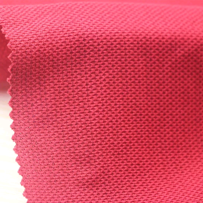 服裝鞋材抗靜電功能性針織面料 全滌導(dǎo)電絲防靜電條紋速干網(wǎng)眼布的創(chuàng)新與應(yīng)用